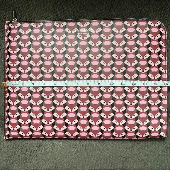 NWOT RARE Kate Spade Staci Geo Fox L-Zip Laptop Sleeve Case - Picture 8 of 9